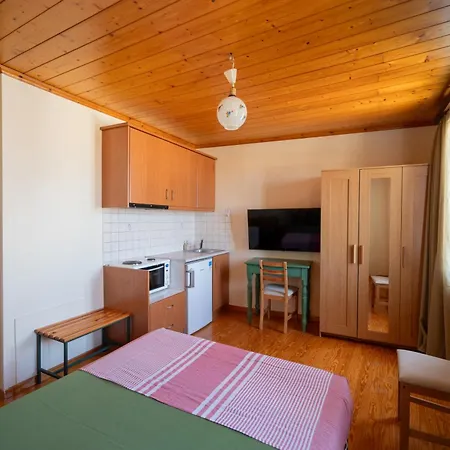 Patrai Apartahotel 3*